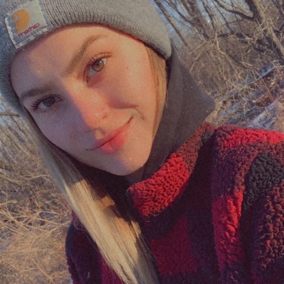 Meet your Posher, Rhea - Picture 1 of 1